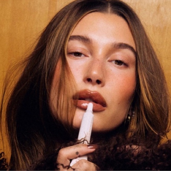 Rhode cinnamon Roll Lip Tint Limited Edition Brand new - Picture 10 of 10